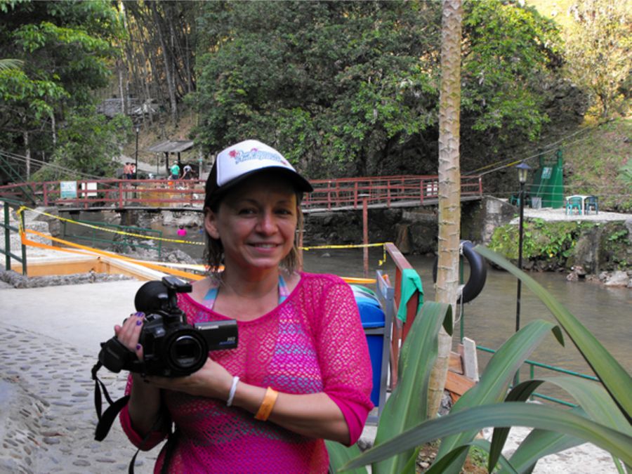 Vianette Monsalve periodista de turismo de Antioquia destinosverdes.com